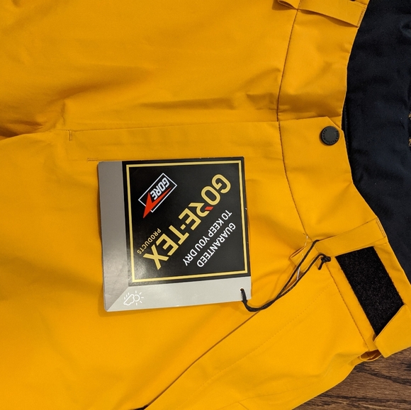 Peak Performance Snow Pant Shell - Picture 2 of 12